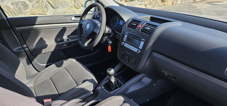 Volkswagen Golf 2.0 FSI 4MOTION 150 KM