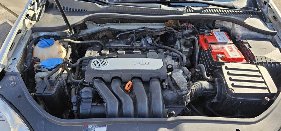 Volkswagen Golf 2.0 FSI 4MOTION 150 KM