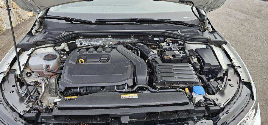 Volkswagen Golf 1.5 TSI ACT LIFE 130 KM